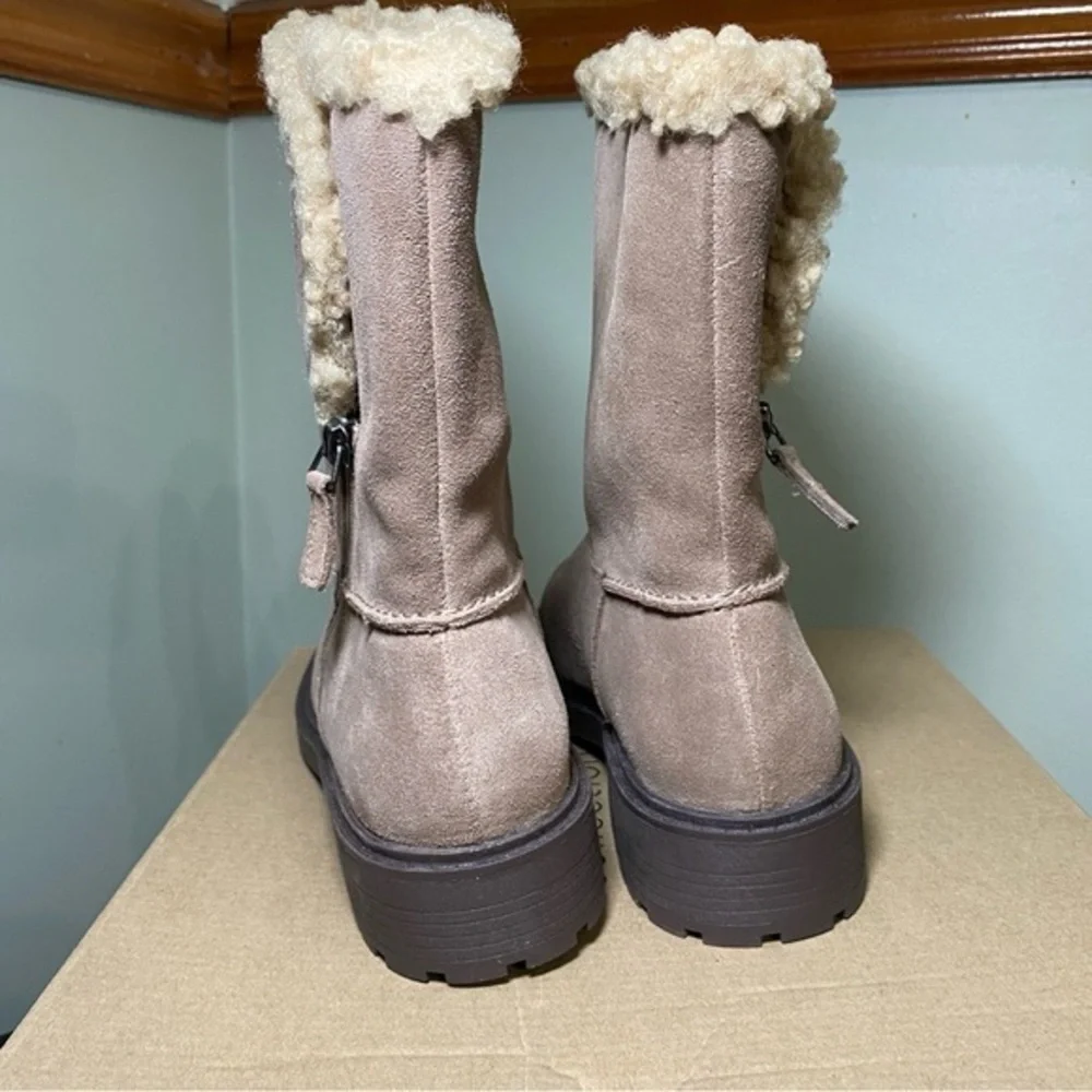 Clarks‎ Lined Suede Mid Boots Opal Side Zip Women's Size 6 Beige Sherpa